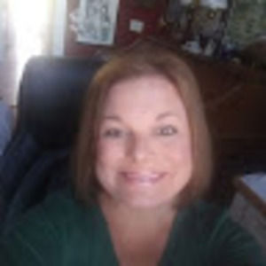 Meet your Posher, Leslie